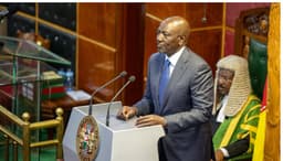 Ruto forced to halt speech as MPs break into chants