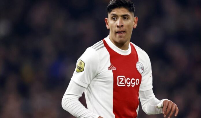 Chelsea in race to sign €35m-rated Ajax midfielder