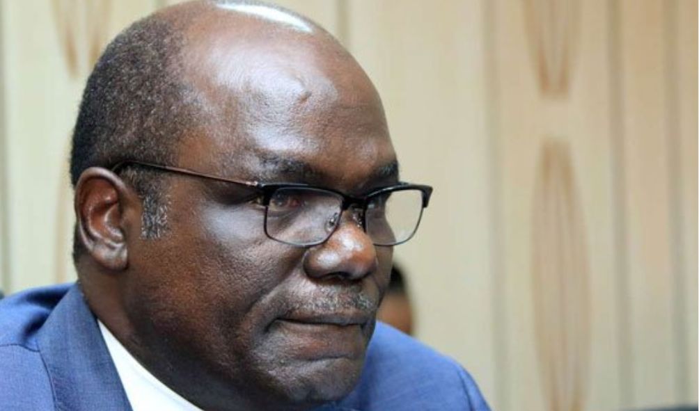 Chebukati threatens Raila with lawsuit over video footage