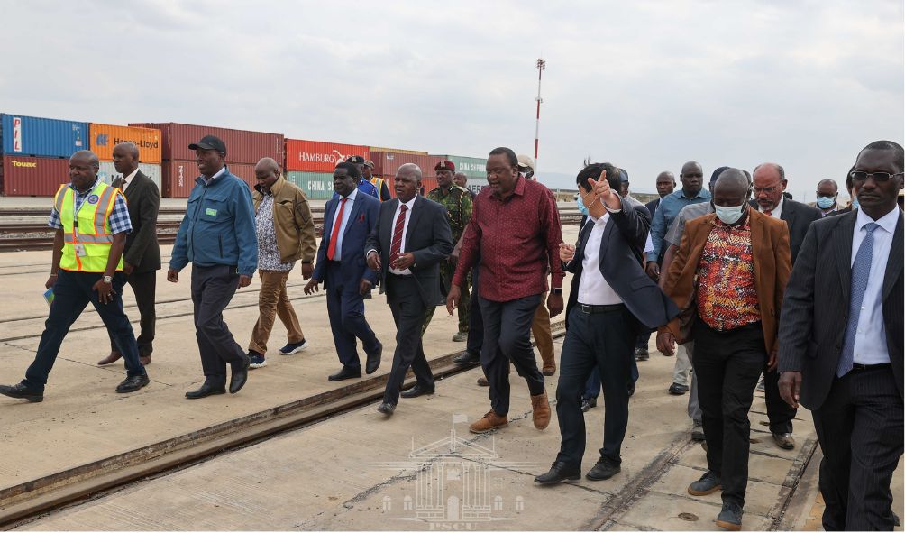 Ruto changes tune on reversing Uhuru project to woo business from Rwanda