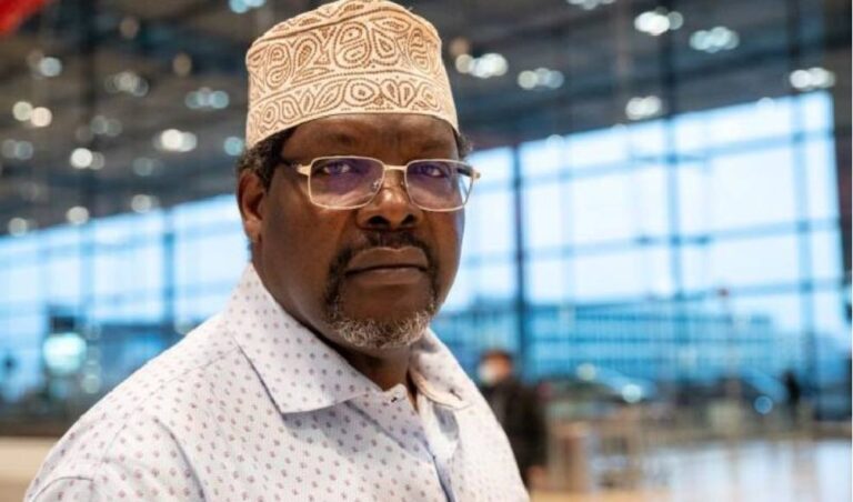 Miguna Miguna lashes out at Kenya Kwanza top officials after Kuria remarks