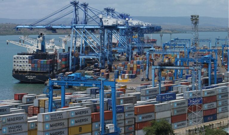 Ruto bans multinationals from clearing, forwarding business at Mombasa Port