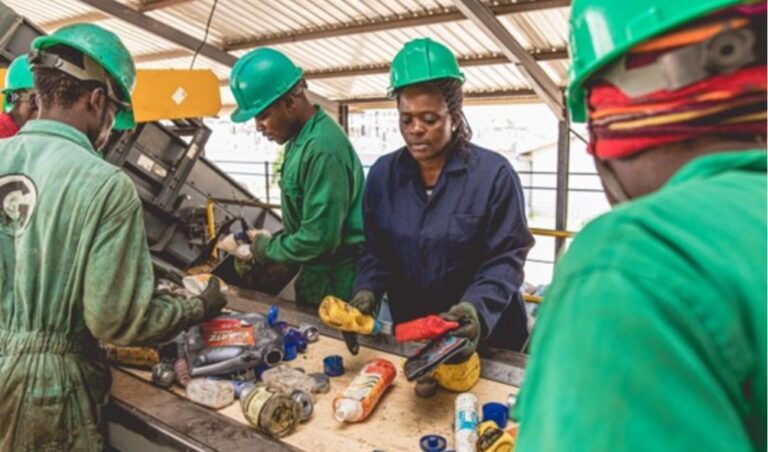 Employees to receive salary for work done anytime they want