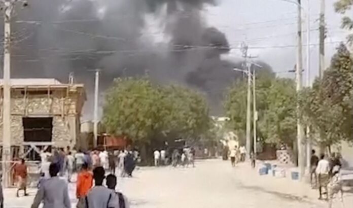 Al-Shabaab Suicide bomber kills dozens, injures score in central Somalia