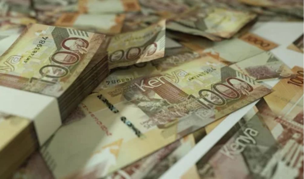 Cash circulating outside banks hits record high of Sh273.4bn; Report