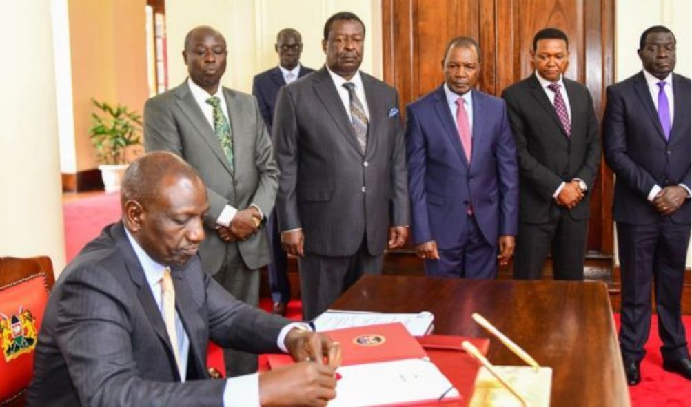 Ruto signs anti-money laundering law for tracking mobile money transactions