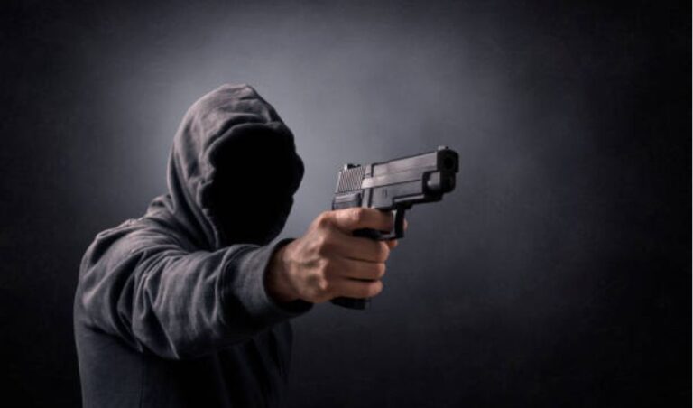 Daring armed gunman ambushes two police officers
