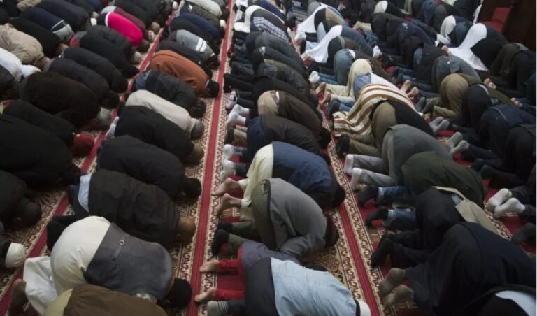 Kenyan publisher FORCED to withdraw school book over Prophet Muhamad image