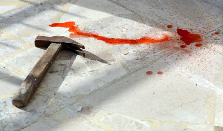 Man clobber TWO people to death with a metal hammer
