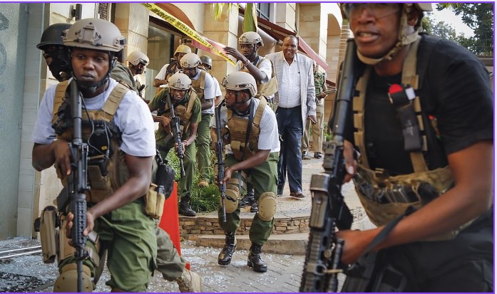 Anti-Terror Police deployed to rescue foreign diplomats trapped in a Nairobi Hotel
