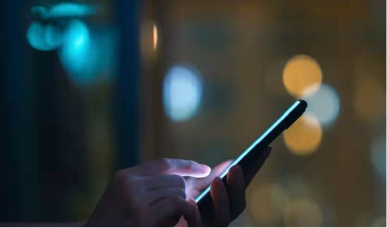 Government rolling out tracking system for mobile phones