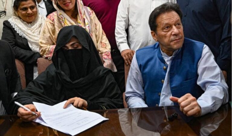 Pakistan ex-PM wife jailed for illegal marriage