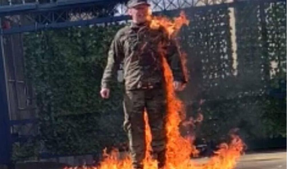 Military official set himself on fire outside the Israeli Embassy in Washington