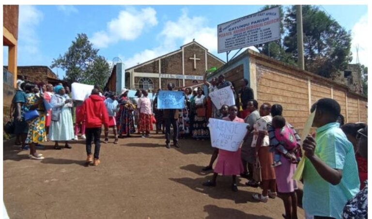 Church congregants disrupt service after staging protest over pastor's spending