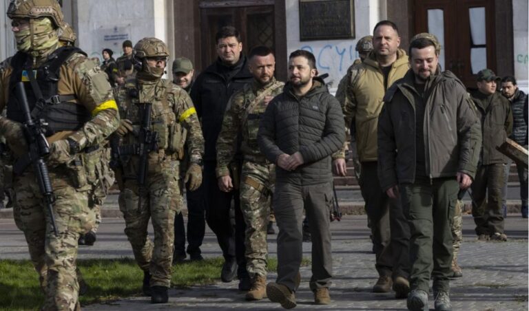 Ukraine sacks head of presidential protection after assassination plot