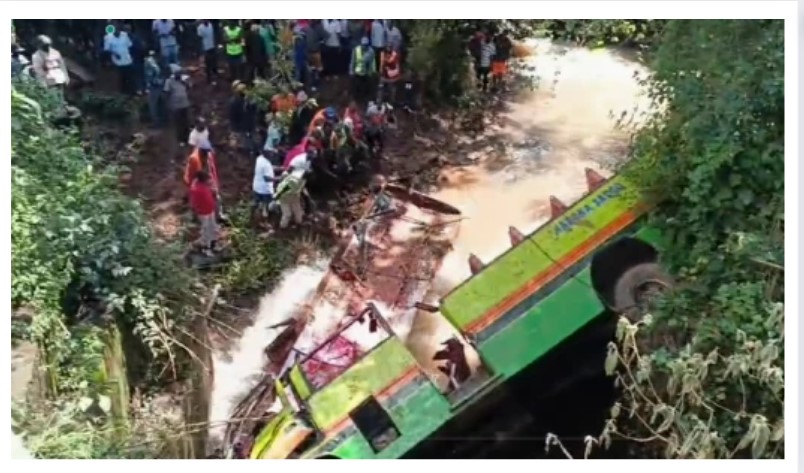 Eight people dead after passenger bus plunges into Mbagathi River