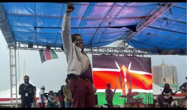 Omtatah warmly received at the Shujaaz memorial concert in Uhuru Park