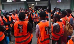 Volunteer medics announce withdrawal of services during protests