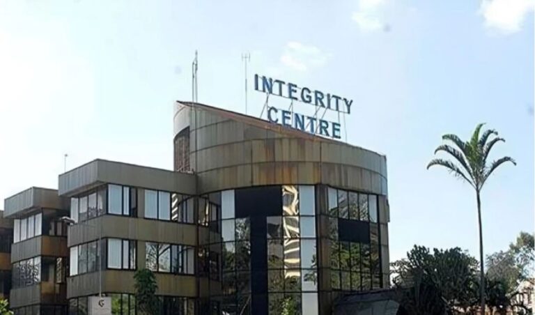 Government officials under probe for holding double jobs