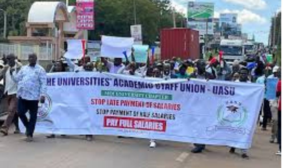 University workers issue 7-day strike notice