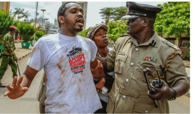 Boniface Mwangi held at Kamkunji police station after arrest