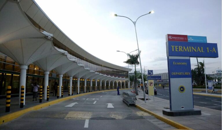 KRA responds after foreigner laments over extortion by customs officials at JKIA