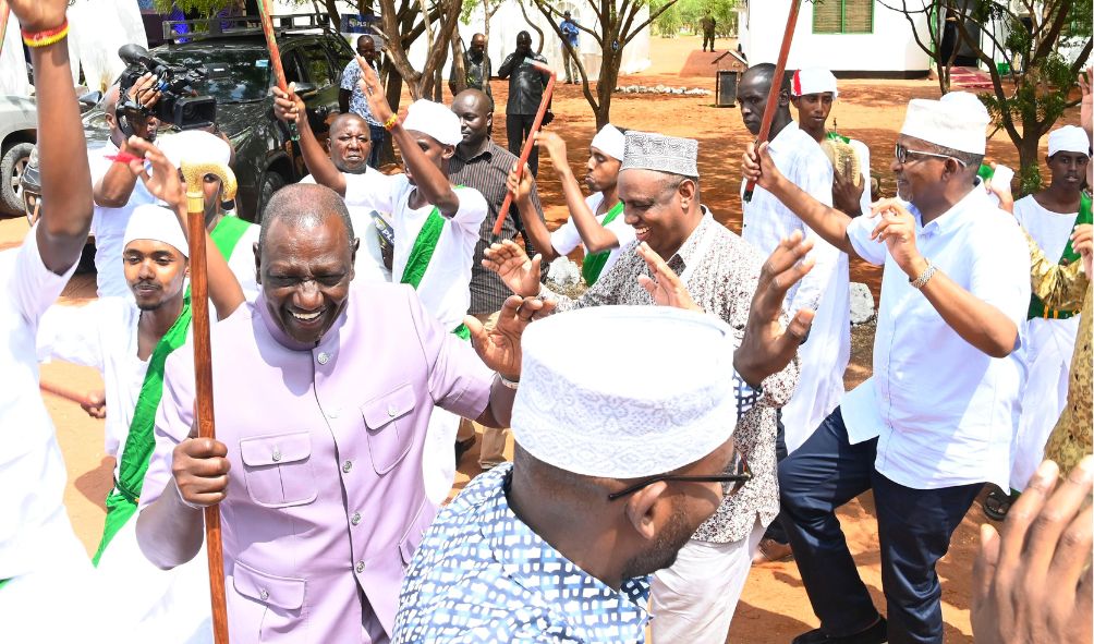 Those opposed to animal vaccination are mad; Ruto