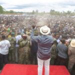 President Ruto hit with a shoe during Migori visit (Video)