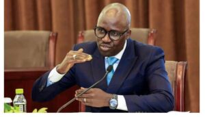 Foreign Affairs Principal Secretary Korir Sing’Oei has found himself on the receiving end after comparing Dutch police officers to their Kenyan counterparts. 