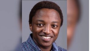 The High Court has ordered the Inspector General of Police, Douglas Kanja, to produce blogger Ndiangui Kinyagia, who has been missing for 10 days.