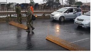 Police officers have mounted roadblocks on several roads leading into the Nairobi CBD ver Saba Saba protests. 