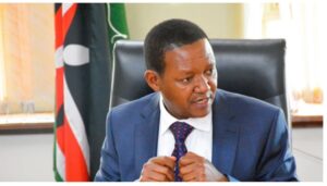 Labour Ministry explores introduction of productivity bonuses for civil servants.