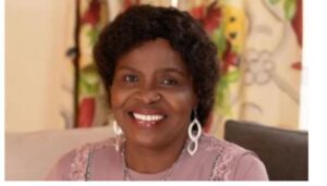 Vitimbi star Mama Kayai honoured with lifetime achievement award in US