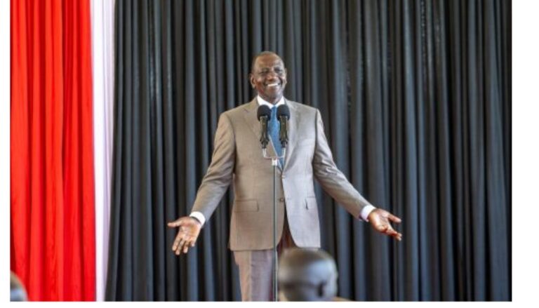 President William Ruto has taken a swipe at former Chief Justice David Maraga after he warned that the country is on the verge of being a failed state.