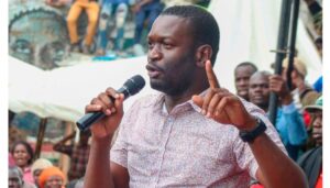Senator Edwin Sifuna now says Wiper party leader Kalonzo Musyoka remains his coalition principal, dismissing claims of decamping from the Azimio.