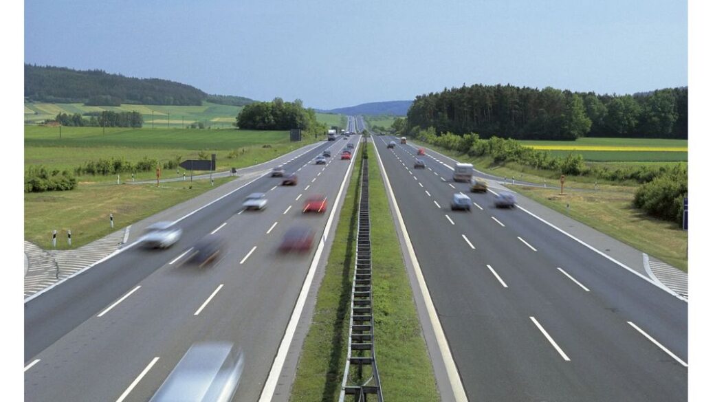 Kenya National Highways Authority (KeNHA) has issued a disclosure on why the Nairobi-Mombasa (Usahihi) expressway Public-Private Partnership (PPP) proposal by Everstrong Capital was rejected.