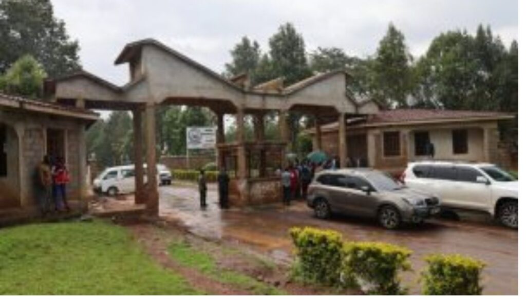 Moi University’s outer gate at the main entrance, built at a reported cost of KSh 7 million, has come under heavy criticism.