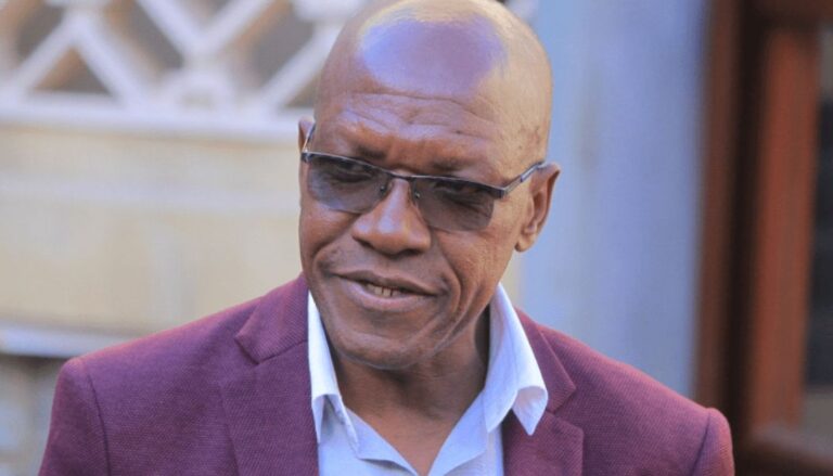 Senator Boni Khalwale has condemned President William Ruto and ODM leader Raila Odinga for blocking the impeachment plans against Nairobi Governor Johnson Sakaja.