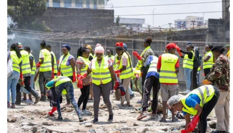 The government has announced that it will recruit 100,000 youth into the Kazi Mtaani program