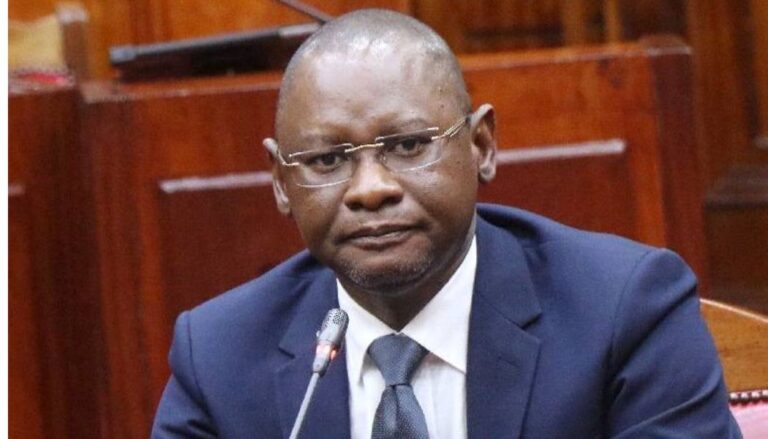 Ruto has appointed Michael Thoyah Kingi, brother to Senate Speaker Amason Kingi and former Magarini MP, to the Salaries and Remuneration Commission (SRC). 