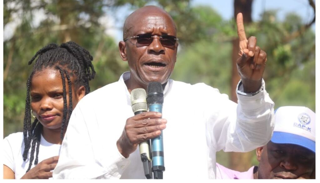The security detail of Kakamega Senator Boni Khalwale has been withdrawn, the Senator claims. 