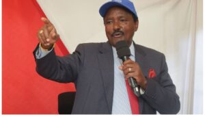 Kalonzo Musyoka has hit back at President William Ruto after he attacked him over an unconstructed road leading to his home in Tseikuru, Kitui County