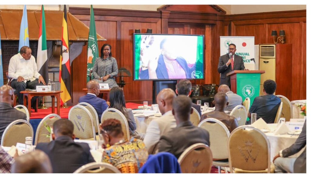 Former President Uhuru Kenyatta has issued a call to young Africans to take up leadership responsibility immediately.