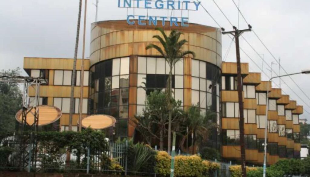 The Ethics and Anti-Corruption Commission (EACC) has issued a fresh warning to state and public officers over the operation of bank accounts outside the country.