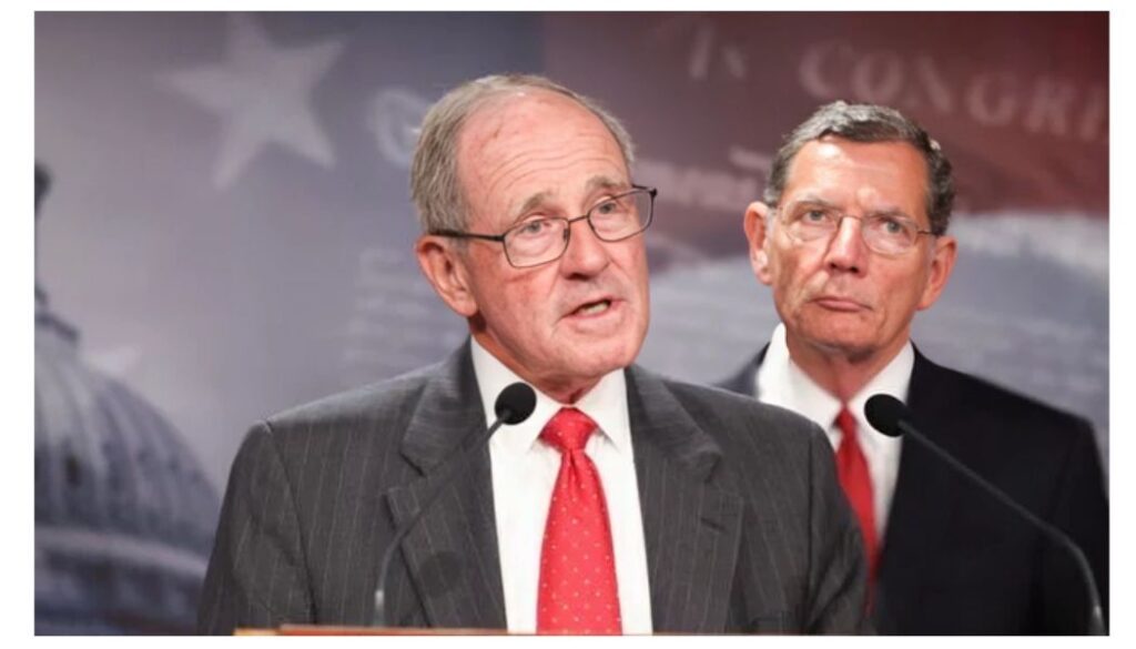 Uganda’s Chief of Defence General Muhoozi Kainerugaba has crossed a red line, U.S Senator Jim Risch now says as he rejects a public apology by Kainerugaba.