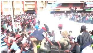 Police teargas Edwin Sifuna’s rally during Kitengela Linda Wananchi tour