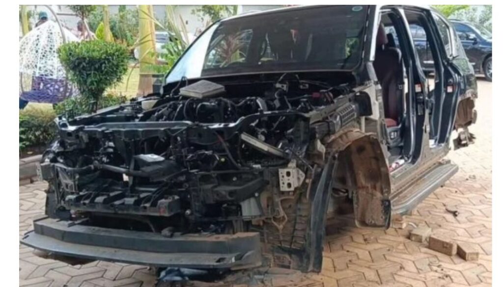 Armed gang dismantles Sh35mn Lexus in night raid in Kirinyaga