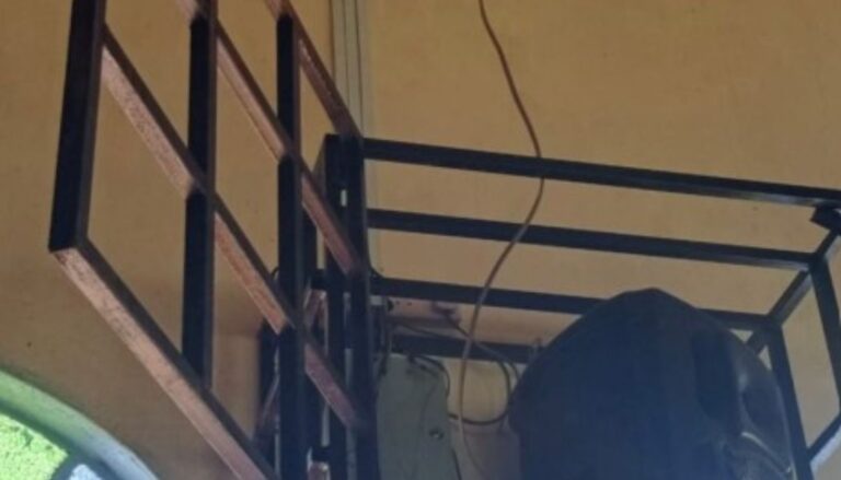 Churchgoers were on Saturday shocked after an unknown man broke into a church stark naked and stole electronics worth Sh250,000.