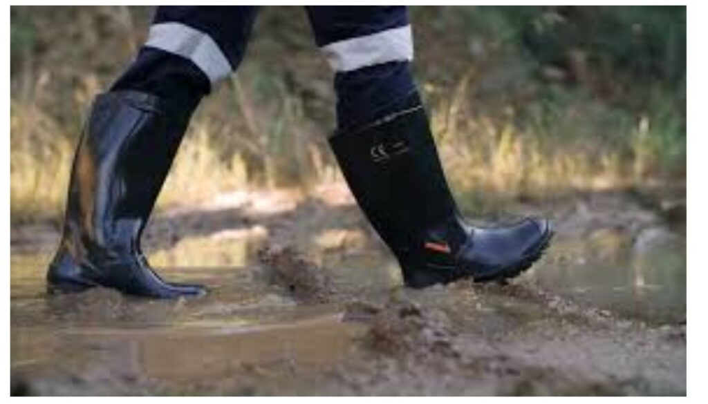 A 21-year-old man in Tongaren, Bungoma County, has stabbed his elder brother in a fight over gumboots.