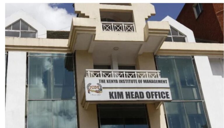 KIM issues notice to students who studied btn 2018 and present after closure